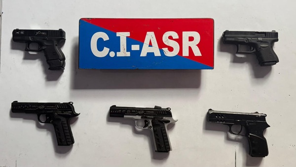 5 pistols