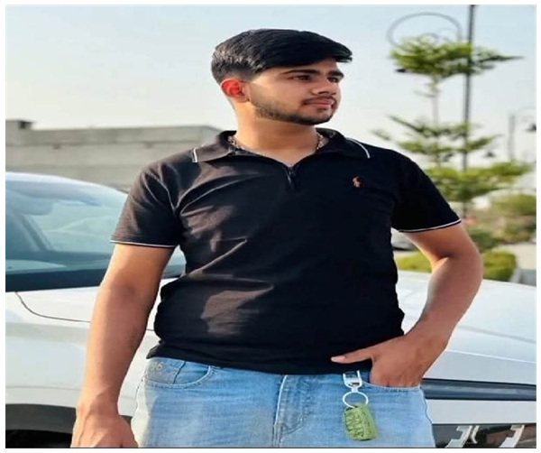 Dhruv Kapoor