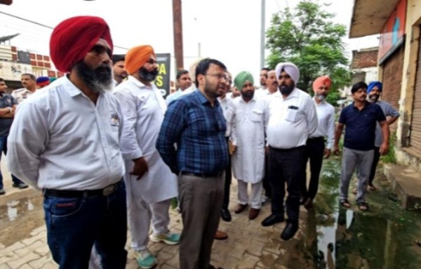 Dr. Ravjot Singh