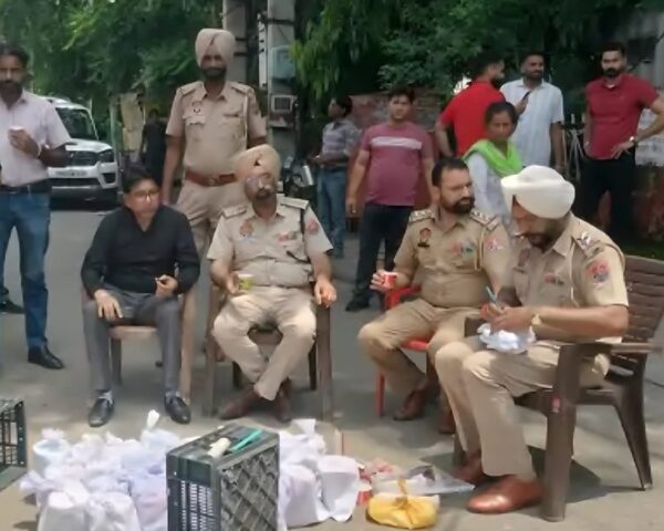 Smugholders arrested