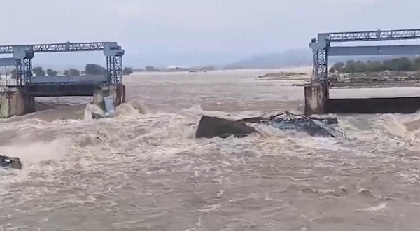 Madhopur barrage