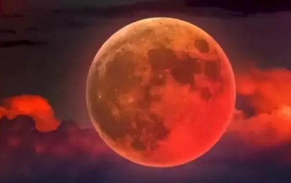 blood moon