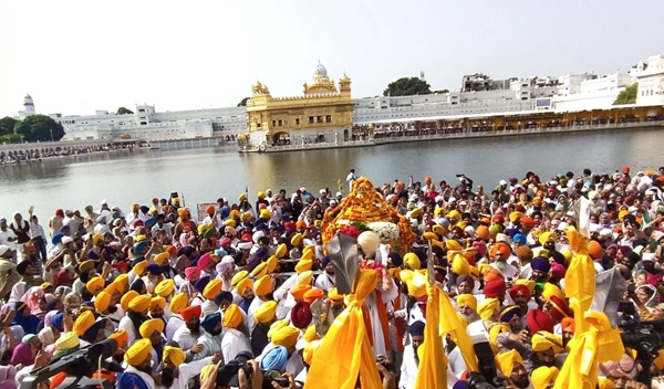Prakash Gurpurab1