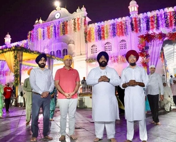 Takht Sri Keshgarh Sahib