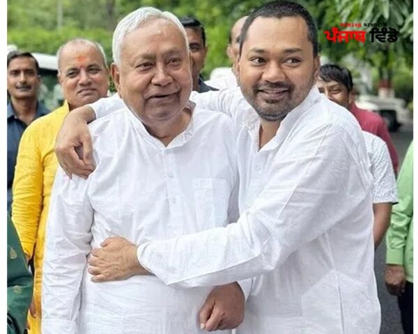 Nitish Kumar's son joins JDU
