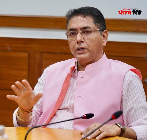 State President Aman Arora